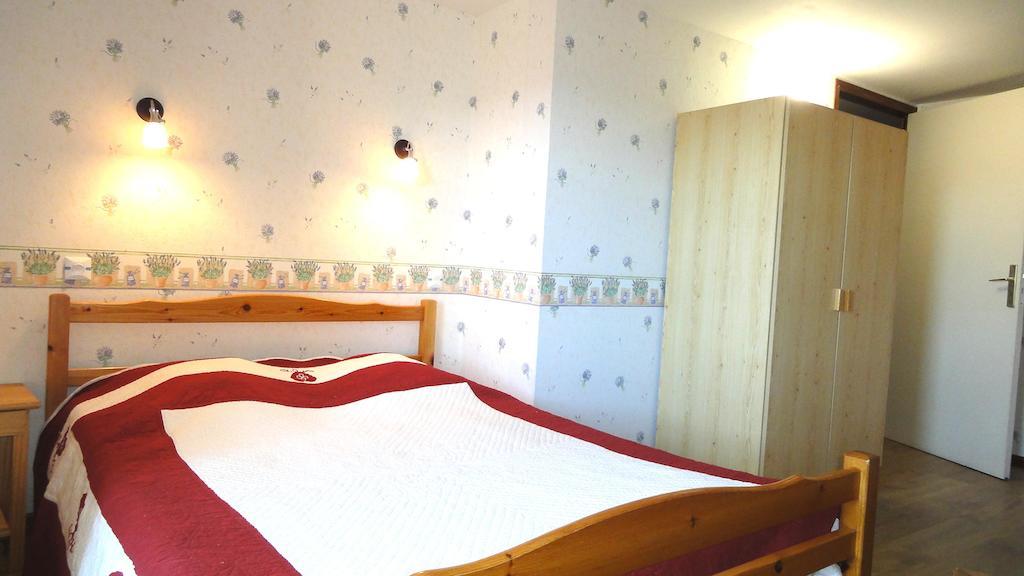 Les Chemins Verts Buissard Kamer foto