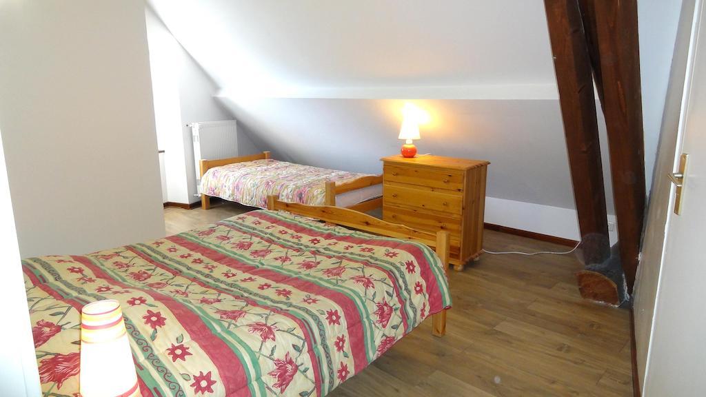 Les Chemins Verts Buissard Kamer foto