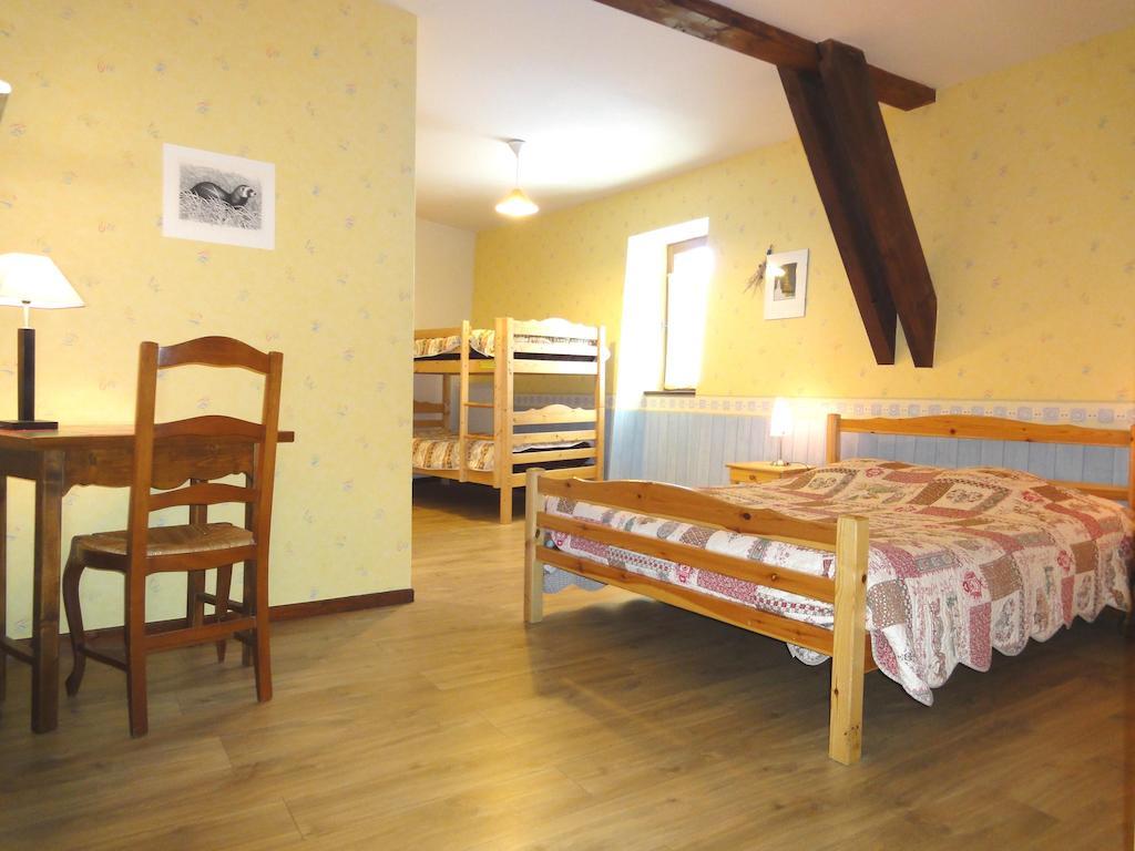 Les Chemins Verts Buissard Kamer foto